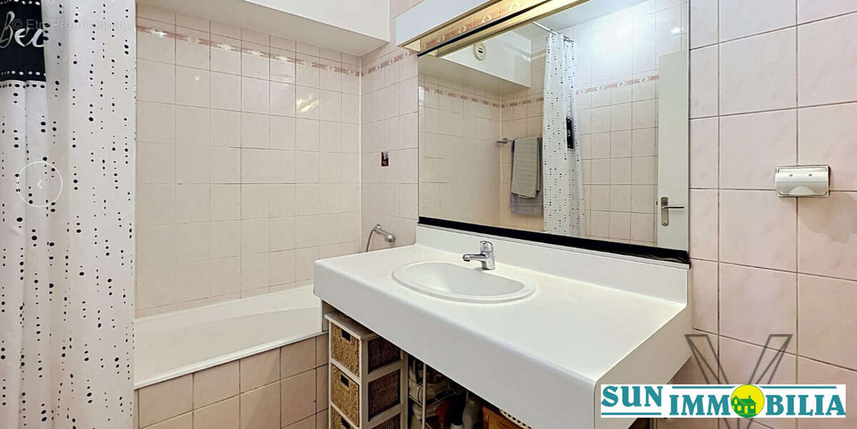 Appartement à PARIS-20E