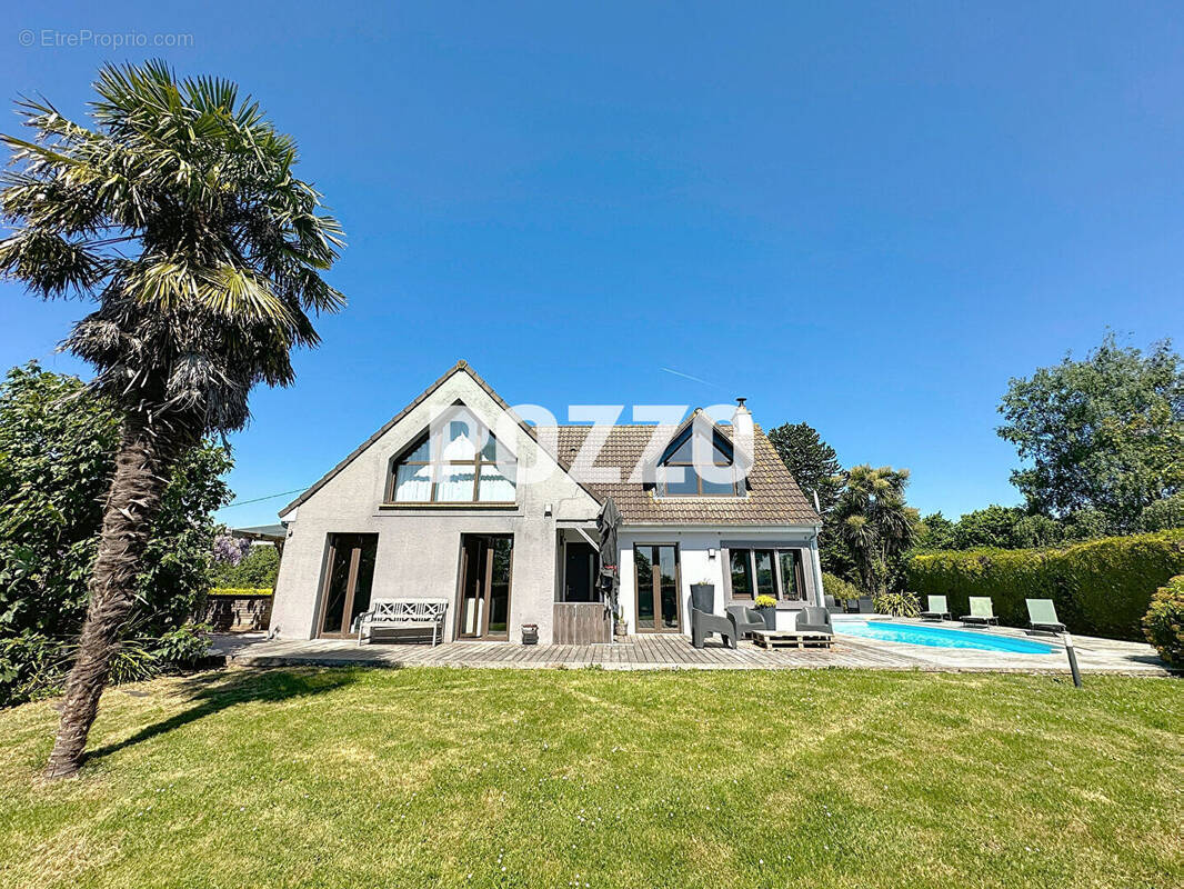 Maison à LE VAL-SAINT-PERE