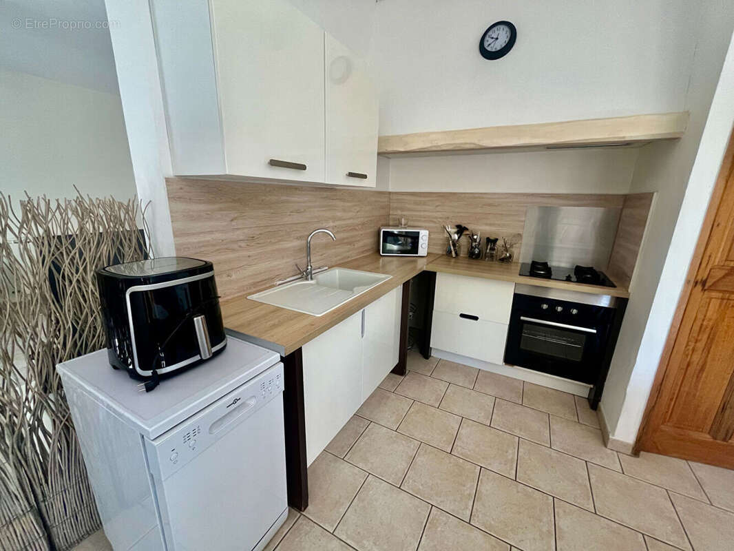 Appartement à L'ISLE-SUR-LA-SORGUE