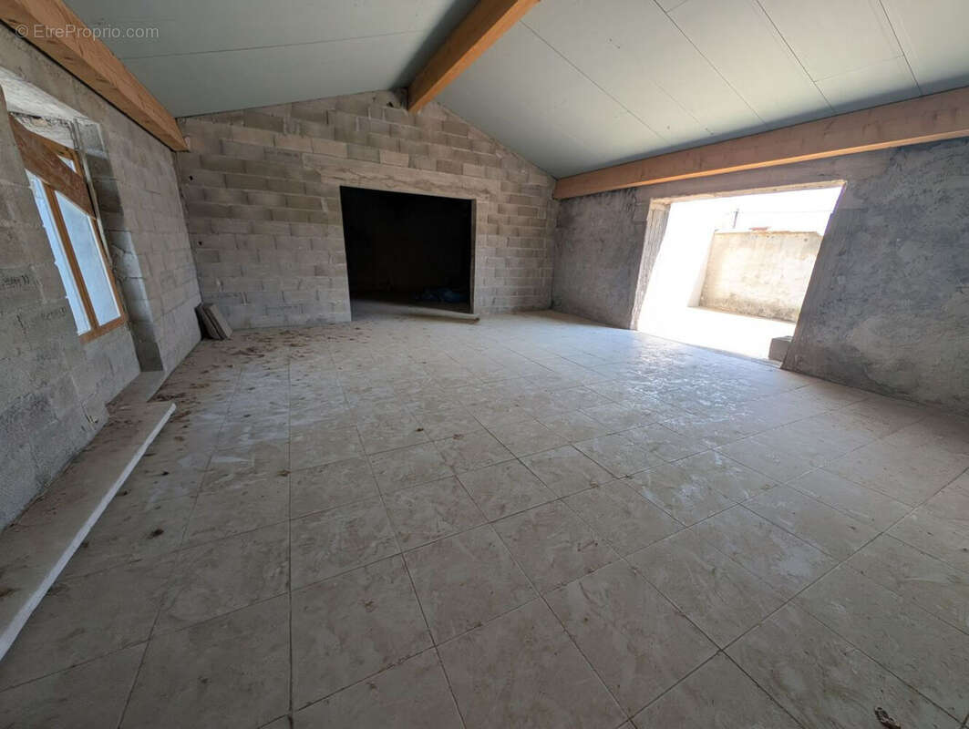 Maison Connaux 13 pièce(s) 408 m2 - photo 5