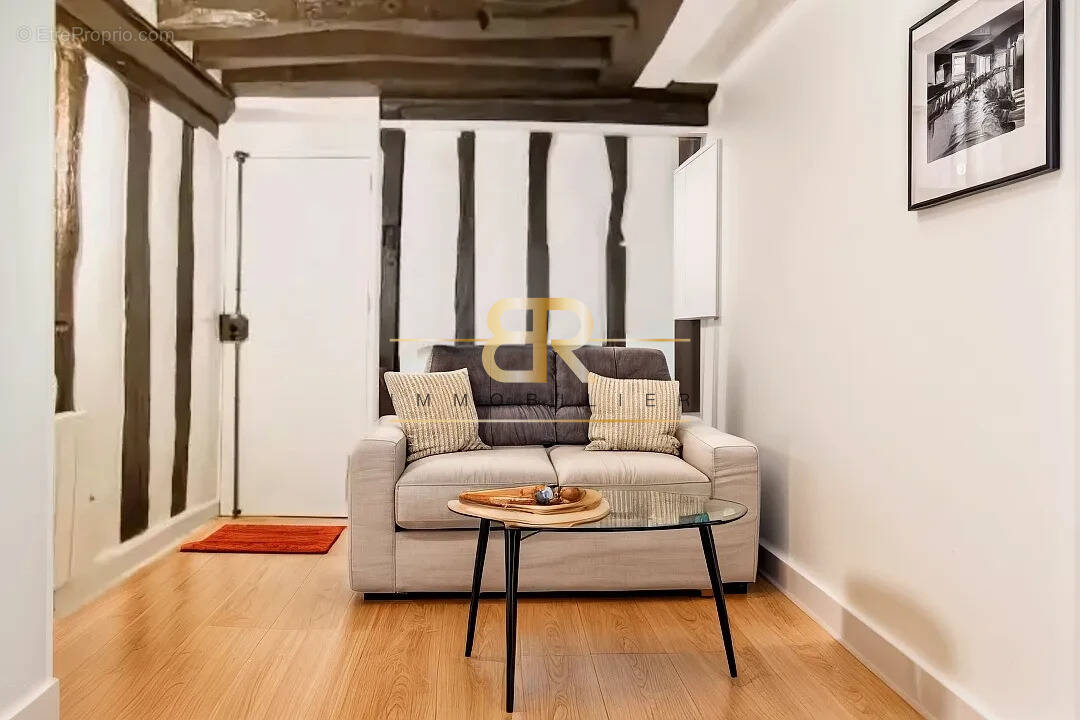 Appartement à PARIS-11E