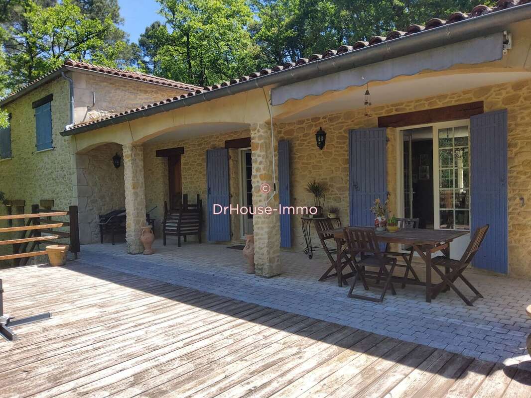 Maison à MOLIERES-SUR-CEZE