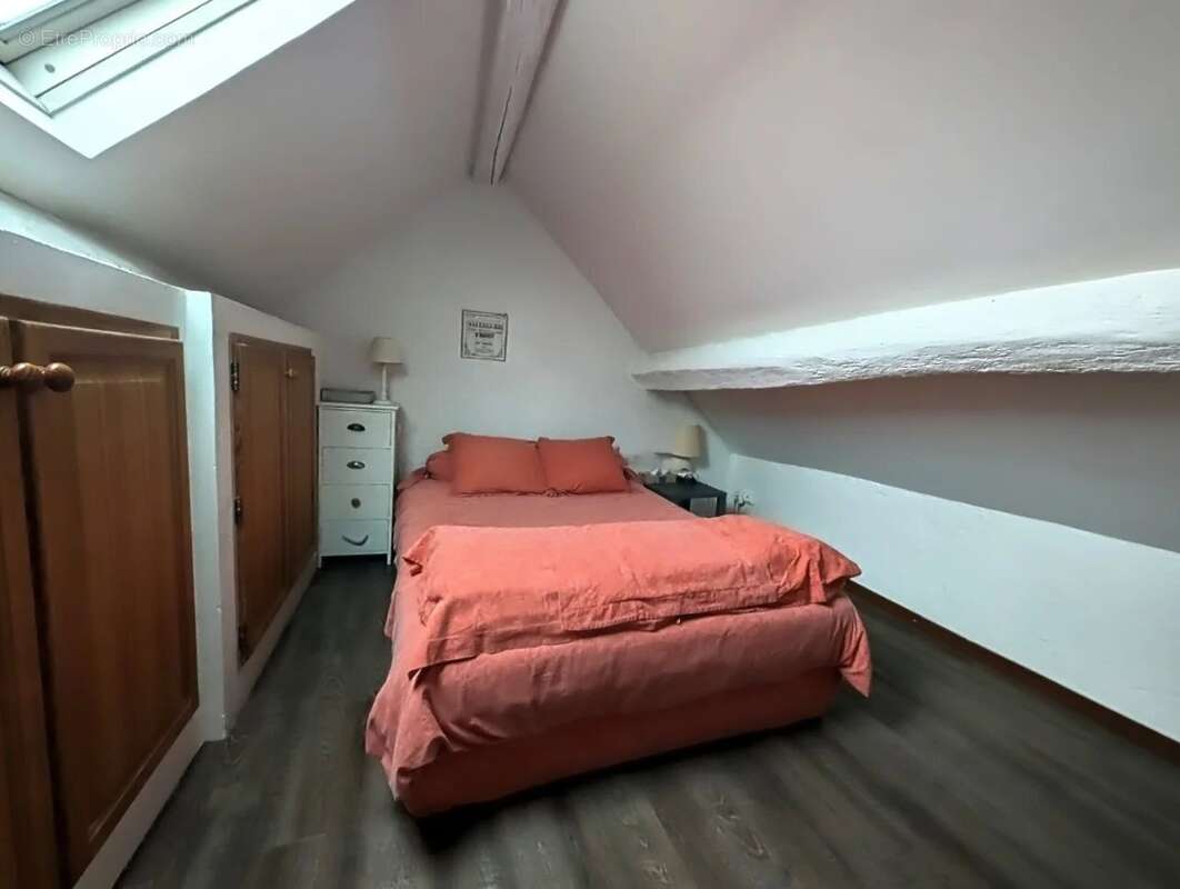 Maison à SAINT-REMY-L&#039;HONORE