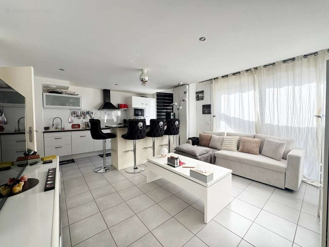 Appartement à VITROLLES
