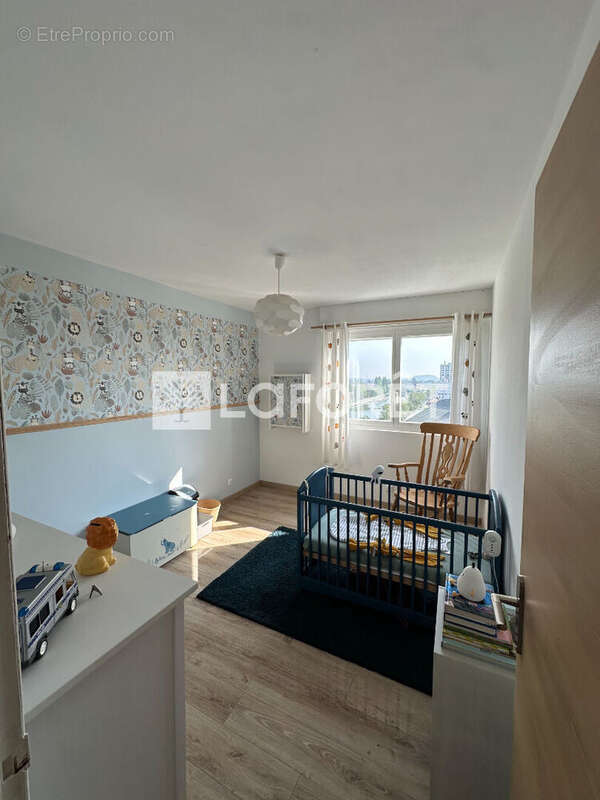 Appartement 3 chambres, balcon, cave, sous-sol - photo 5