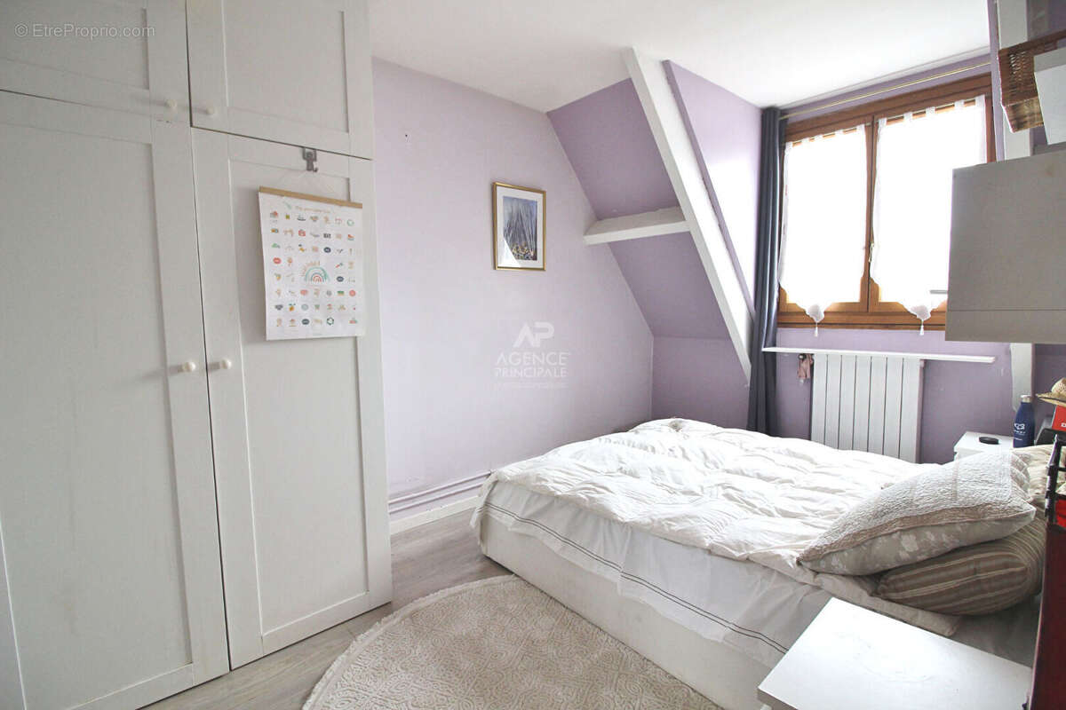 Maison à LE PLESSIS-BOUCHARD