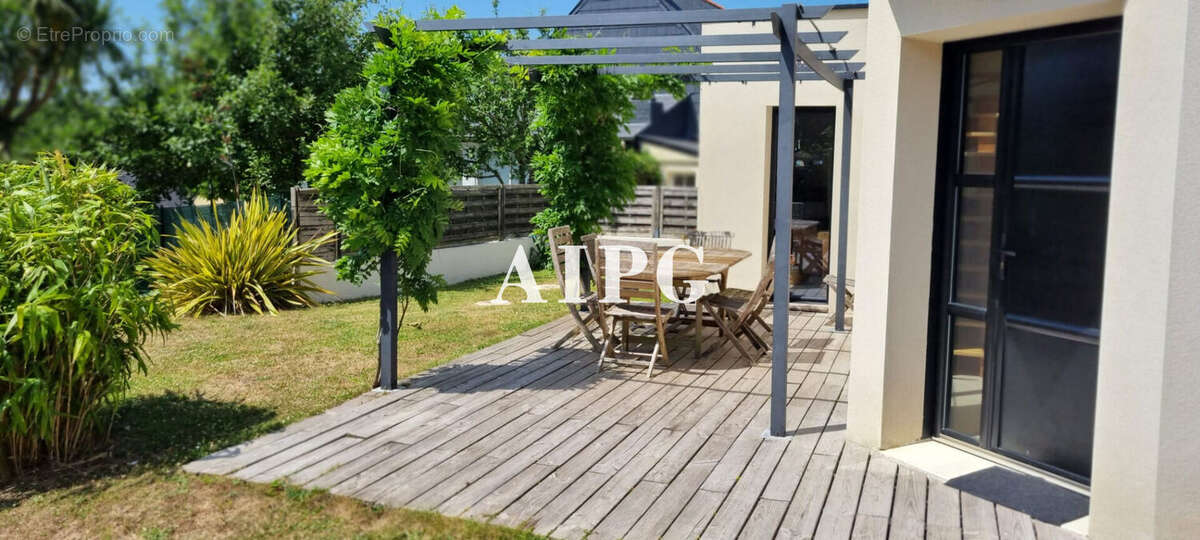 BINIC,  1.3 km de la plage, maison récente à vendre - photo 2