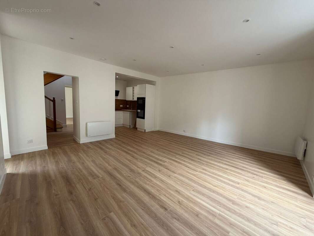Appartement à JANZE