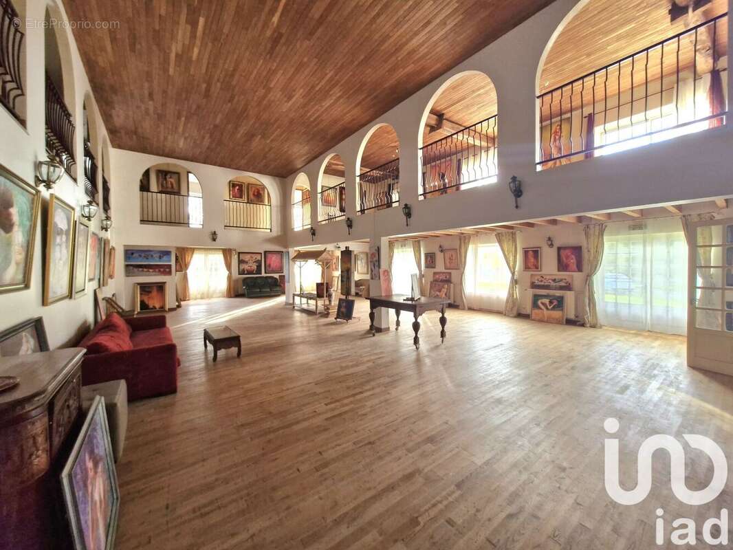 Photo 2 - Maison à CHASSENON
