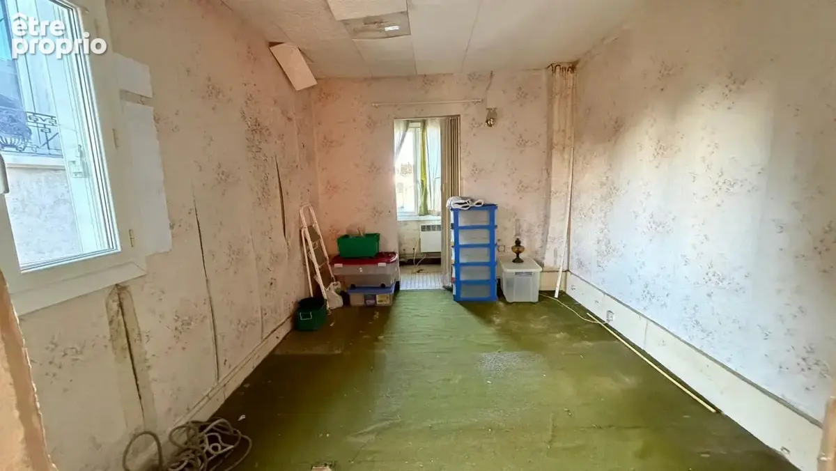 EXCLUSIVITE - bien d'investissement de type F2 --- A RENOVER - photo 4
