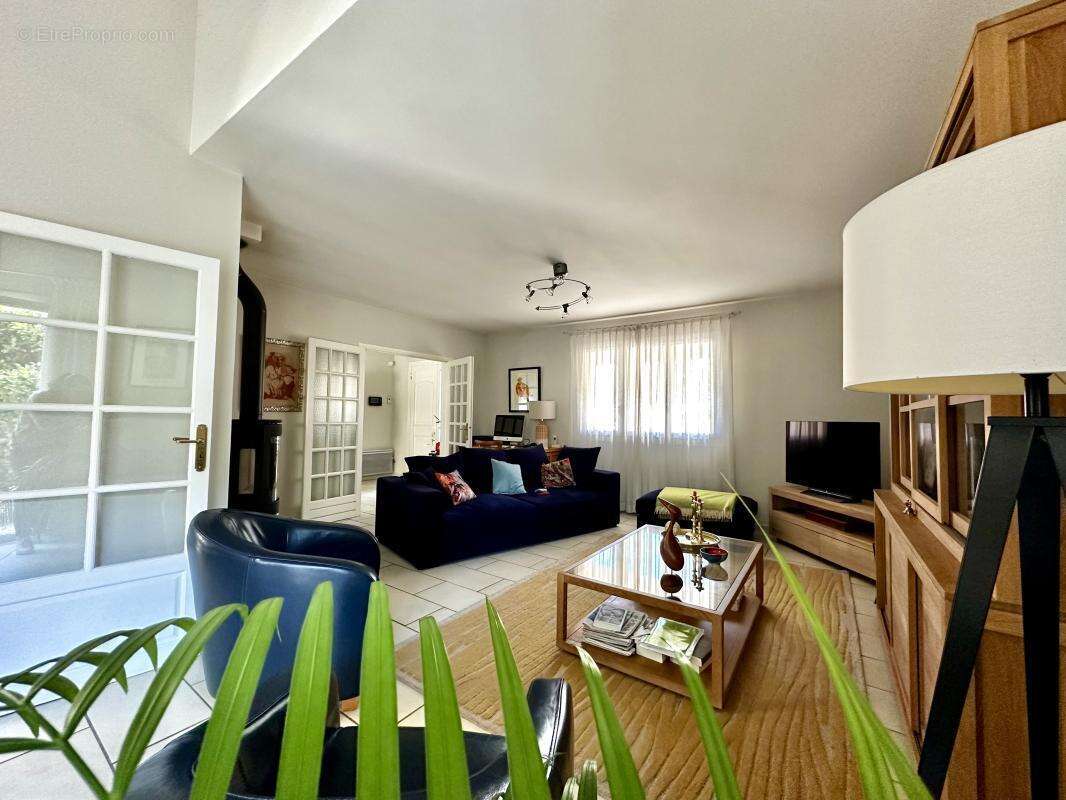 Maison à CAISSARGUES