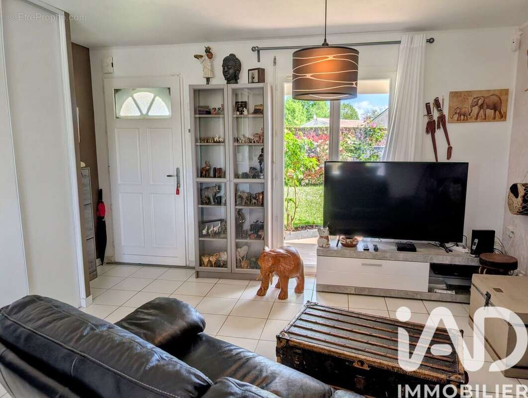 Maison 80 m² à Camps-Sur-L'isle  - photo 4
