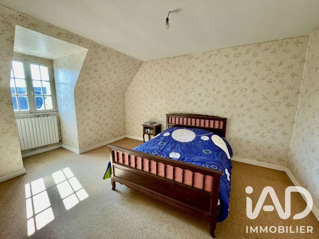 Maison 113 m² à Gouarec  - photo 8