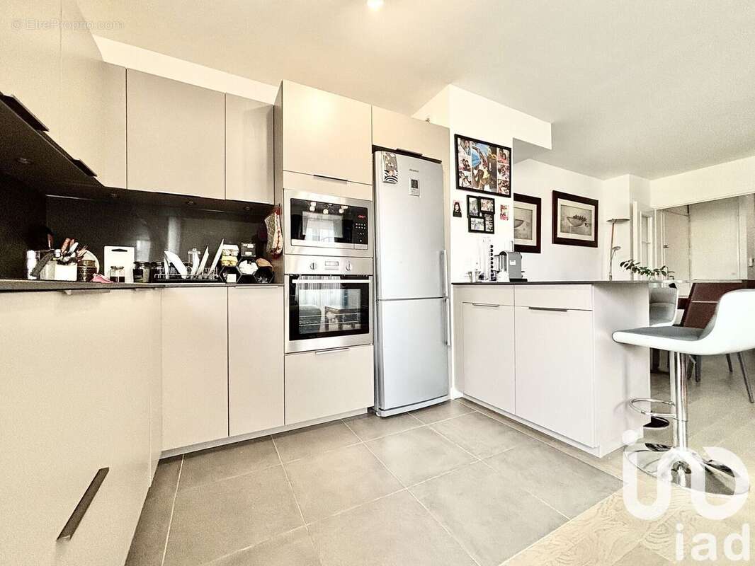 Appartement 77 m² à Nogent-Sur-Marne  - photo 2