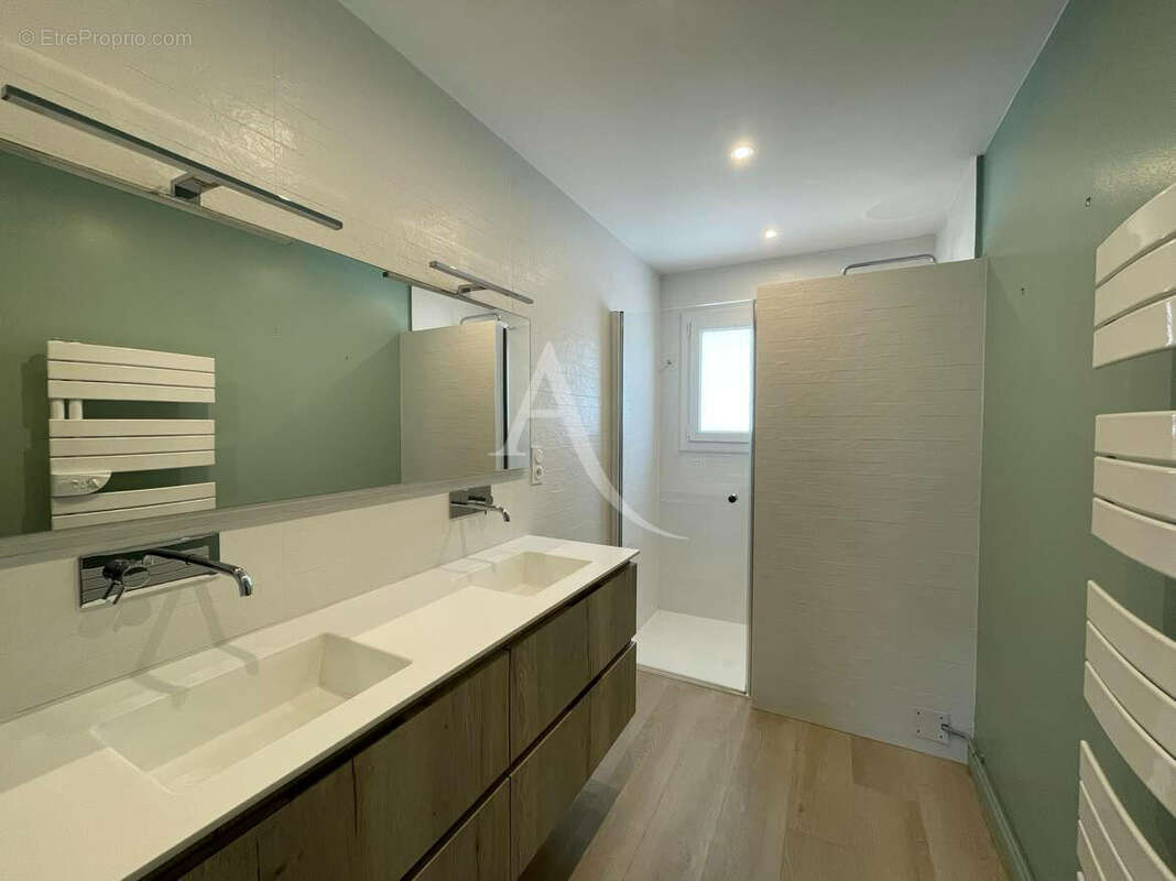 Maison à SAINT-SYLVAIN-D&#039;ANJOU