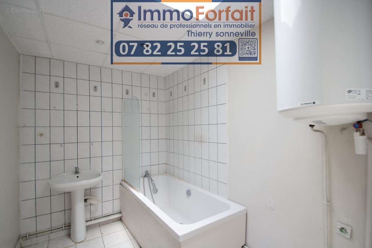 Maison 69 m² à Camphin-En-Carembault  - photo 7