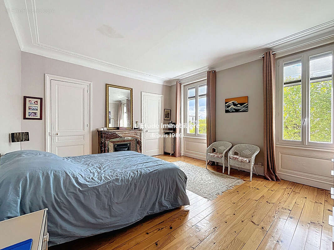 Maison à CALUIRE-ET-CUIRE