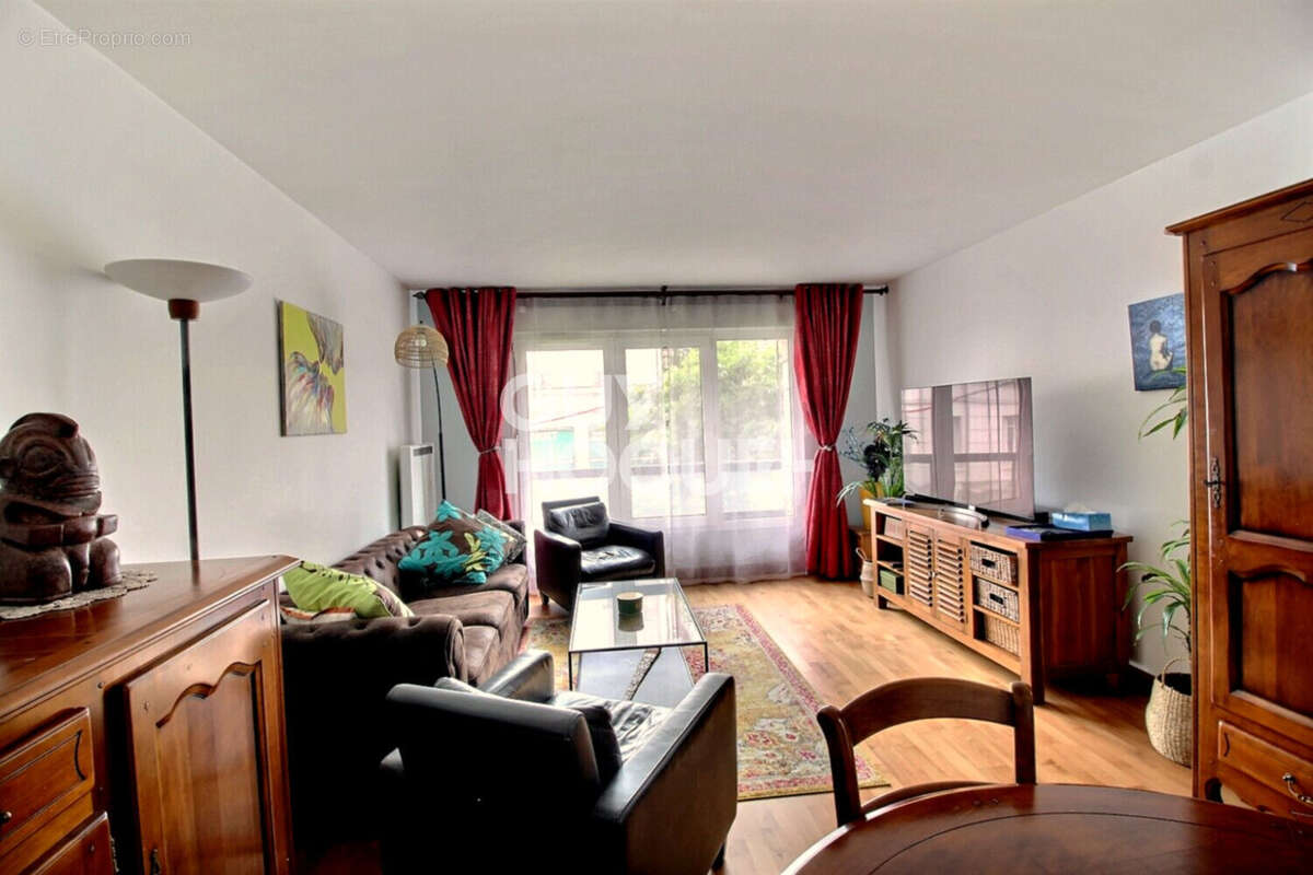 Appartement à PUTEAUX