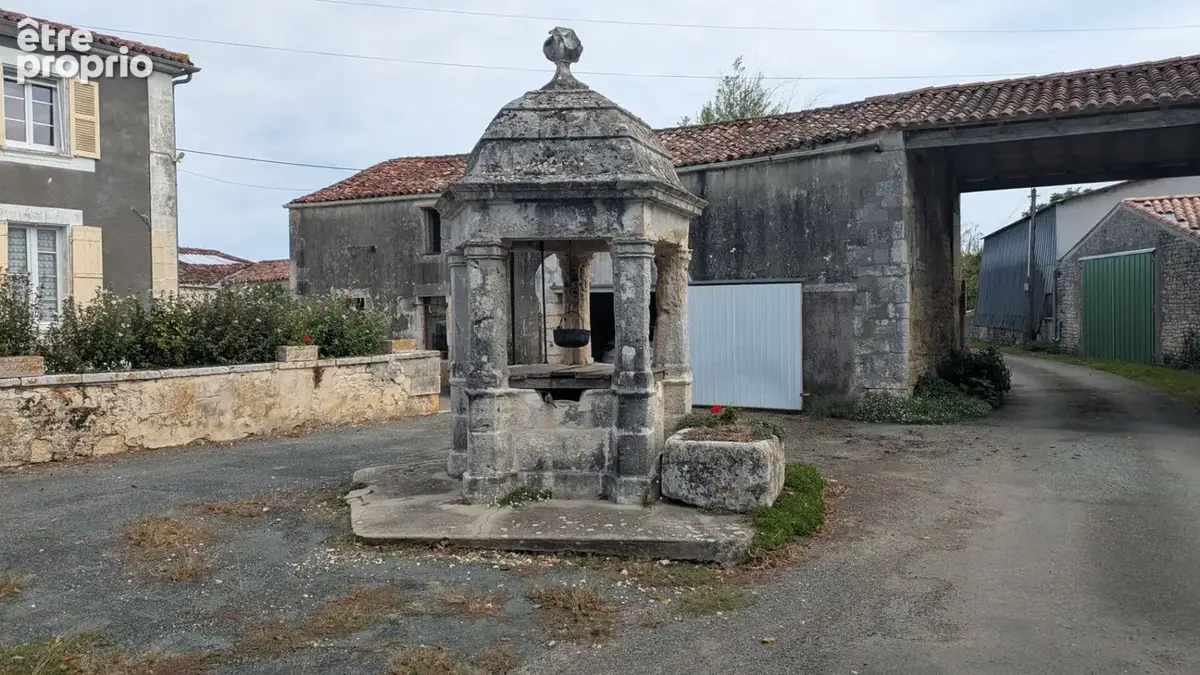 Saint-hippolyte - propriété de caractère - 8 chambres - 275 m² - nombreuses dépendances - photo 2
