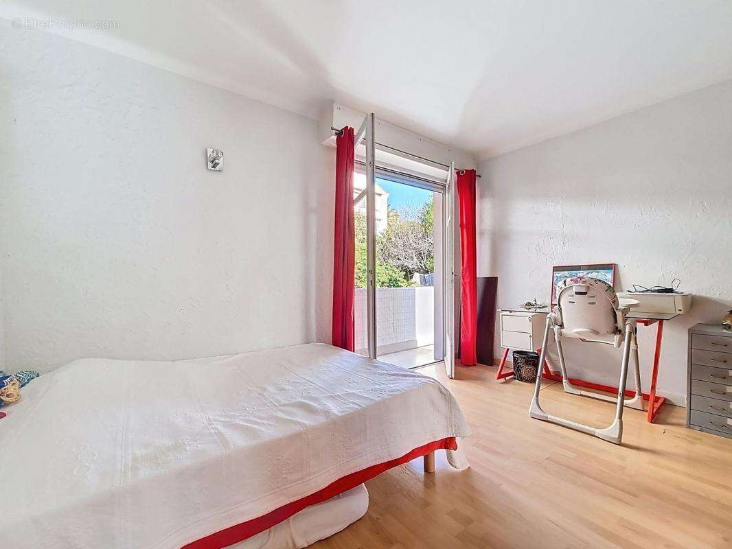 Appartement à LE CANNET