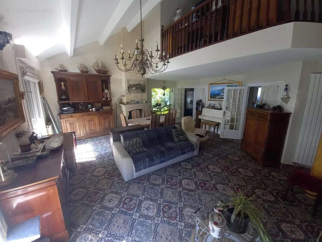 Appartement à TREMBLAY-EN-FRANCE