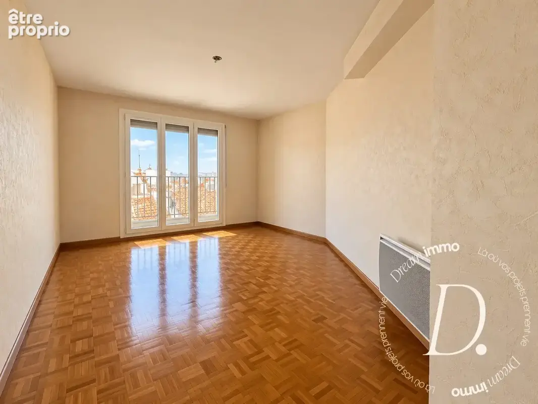 Appartement 2 pièces 71 m² à vendre à Marseille-6e (13006) - photo 5