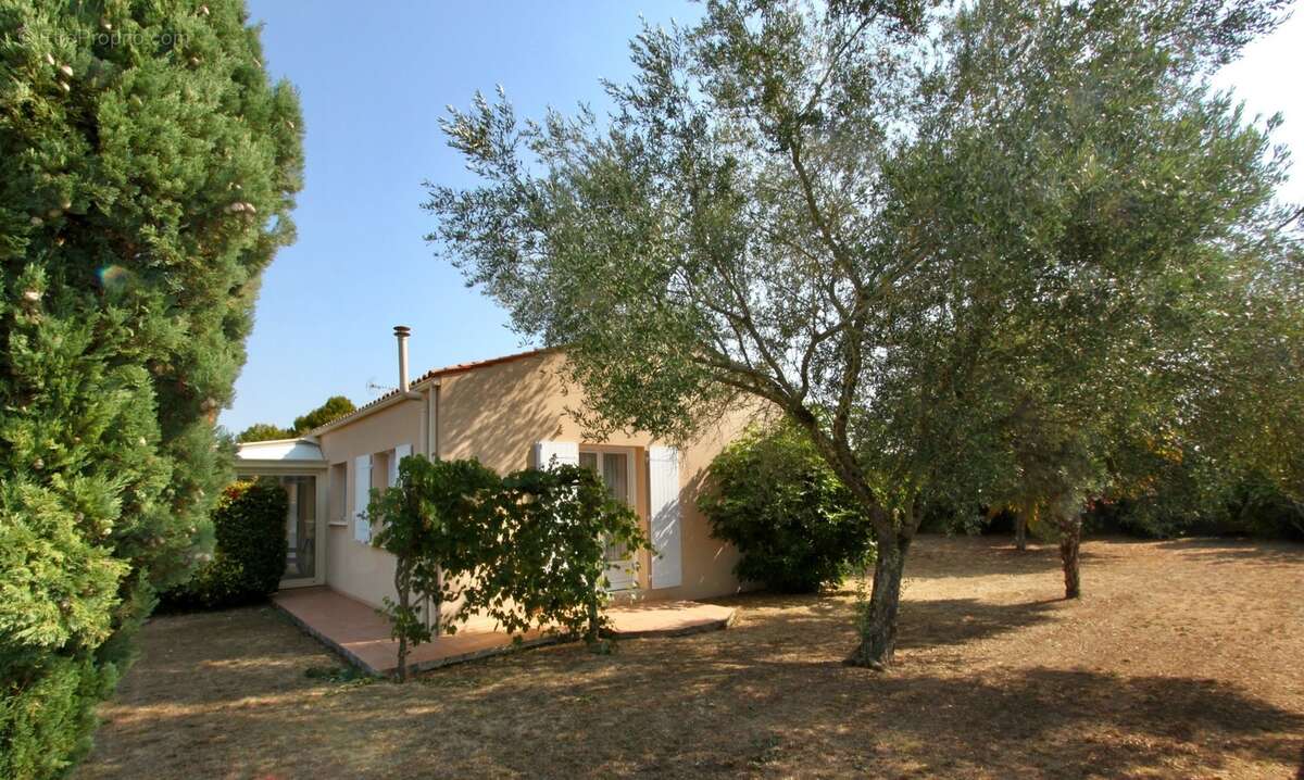 Maison à vendre 6 pièces SAINT MARD (17) - photo 3