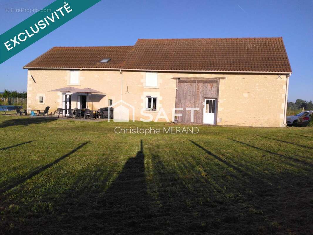 Photo 2 - Maison à LES ORMES