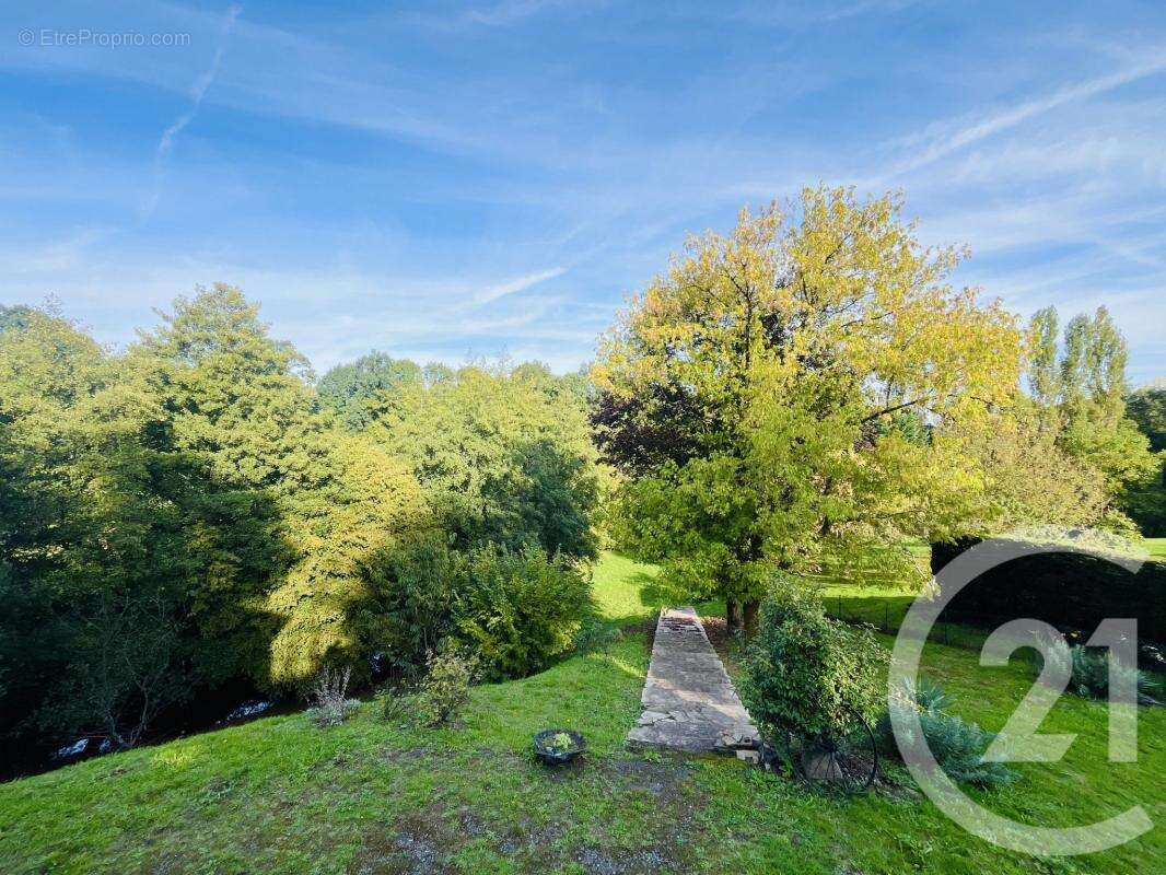 Maison 104 m² à Limoges  - photo 2