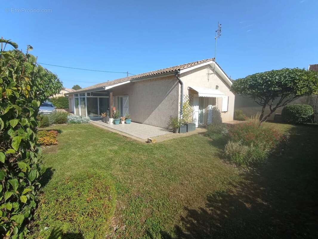 Maison à BELLEVILLE