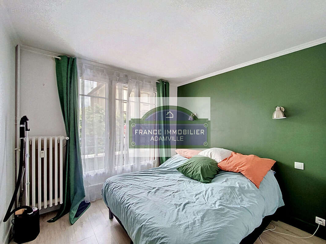 Appartement à SAINT-MAUR-DES-FOSSES