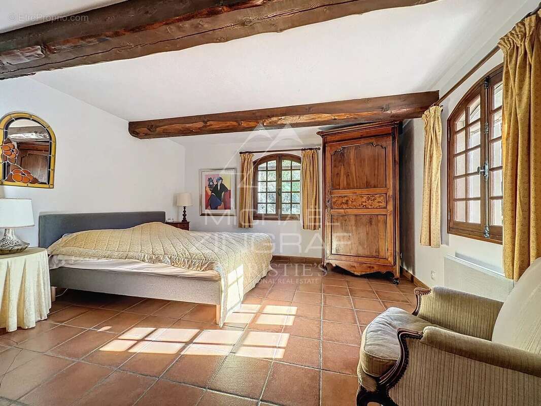 Maison à CALLAS