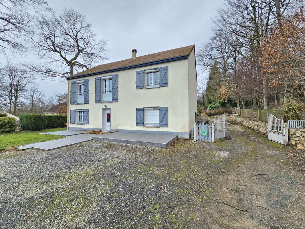 Maison à LA FERRIERE-AUX-ETANGS