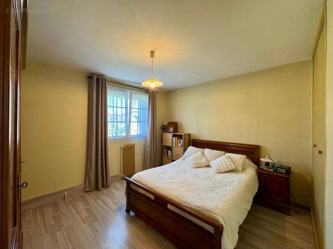 Maison à LA FERTE-GAUCHER