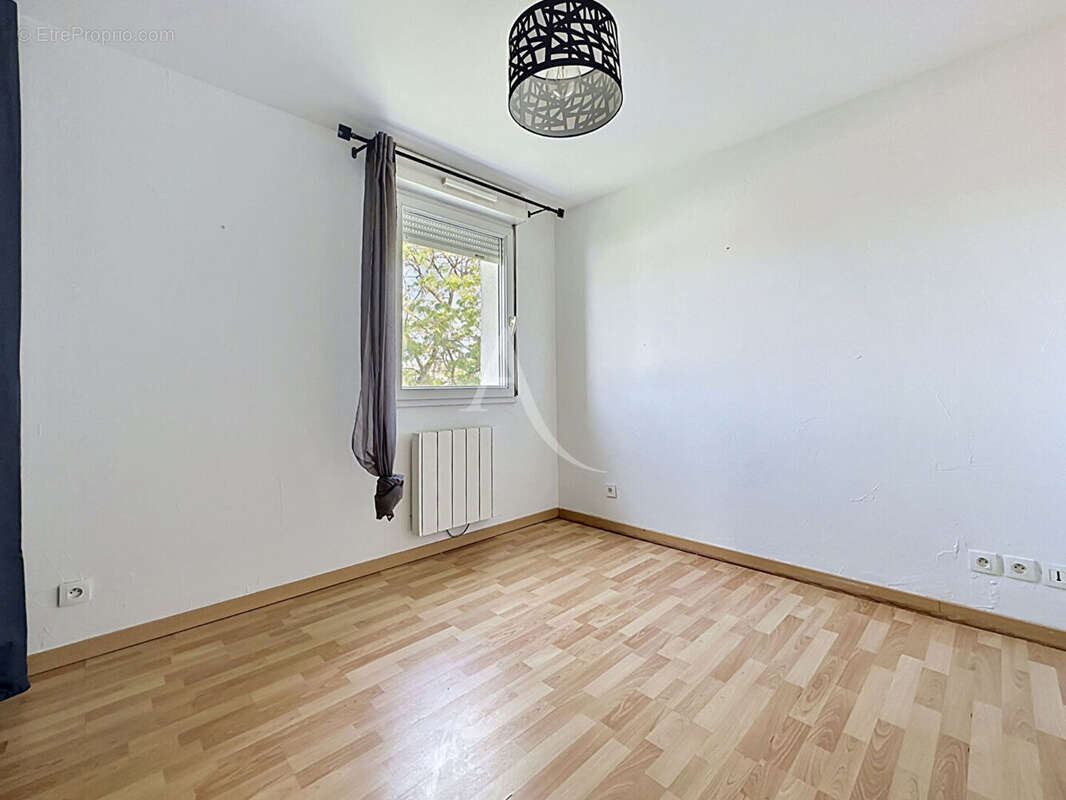 Appartement à FONBEAUZARD