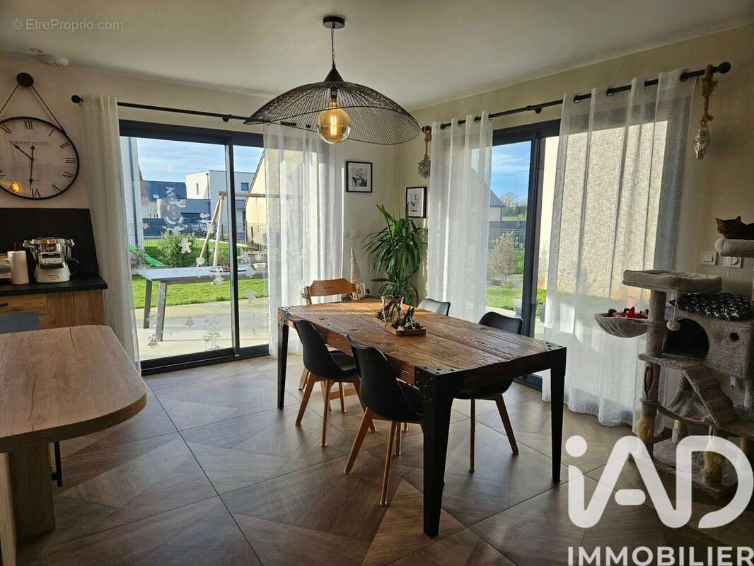 Photo 3 - Maison à BRETTEVILLE-SUR-LAIZE