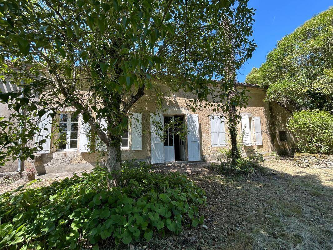 Maison à LAGARDE