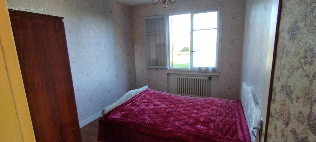 Photo 7 - Maison à SAINT-MEDARD-LA-ROCHETTE