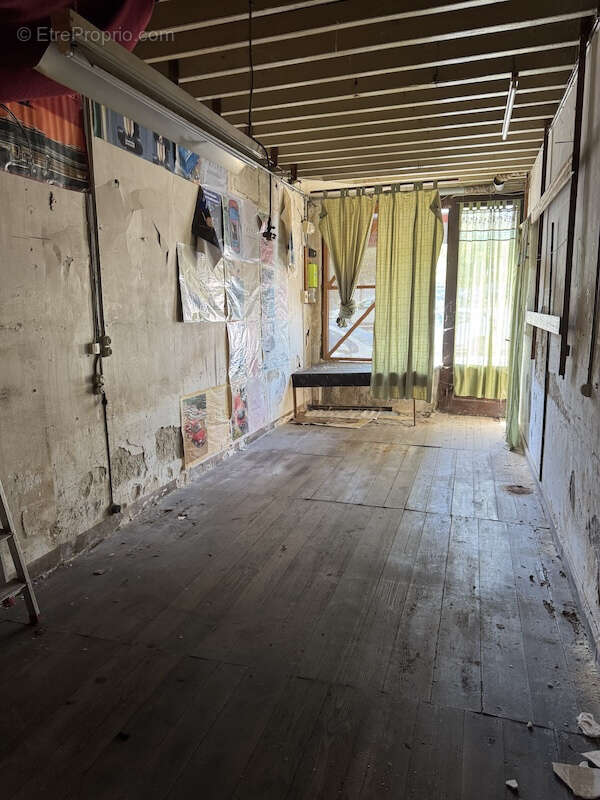 Appartement à MONTGUYON