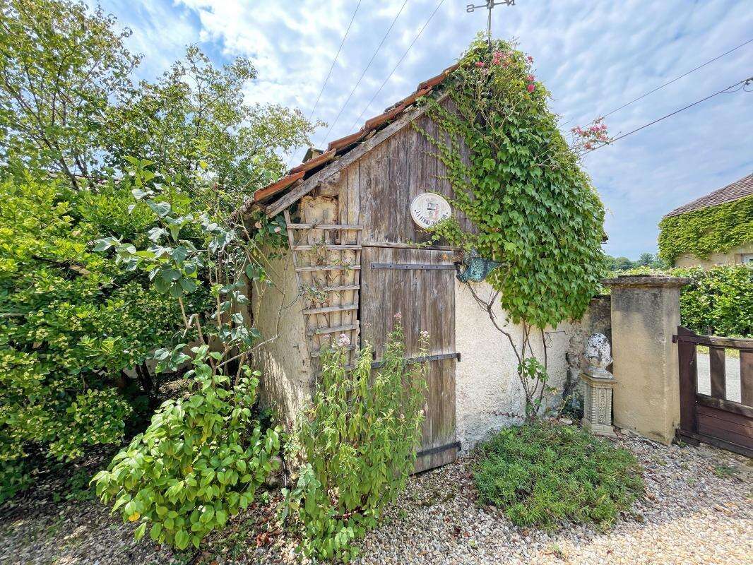 Maison à SIORAC-EN-PERIGORD