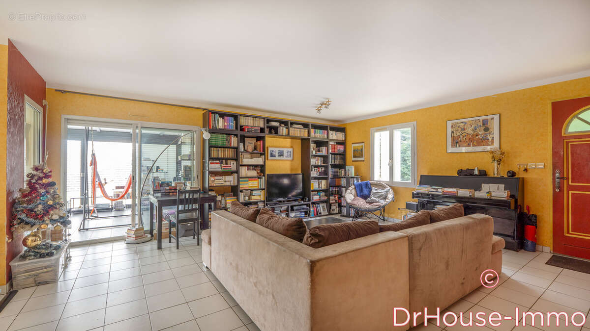 Maison à VOUNEUIL-SOUS-BIARD