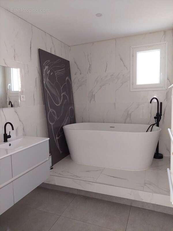 Maison à MARQUEFAVE