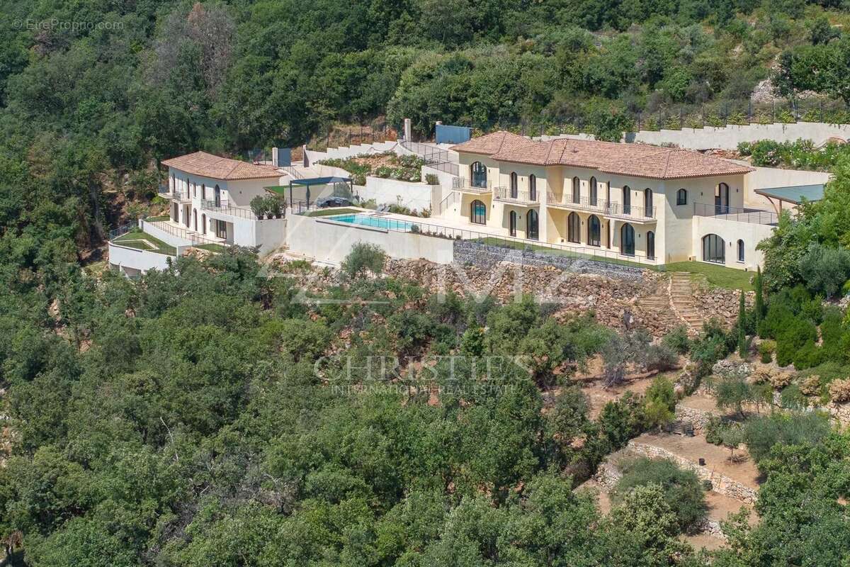 Maison à SPERACEDES