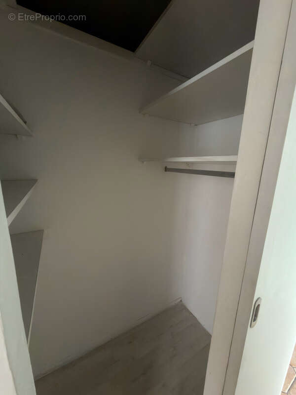 Appartement à MARSEILLE-11E