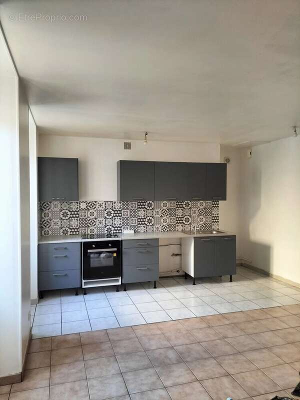 Appartement à BRIENON-SUR-ARMANCON