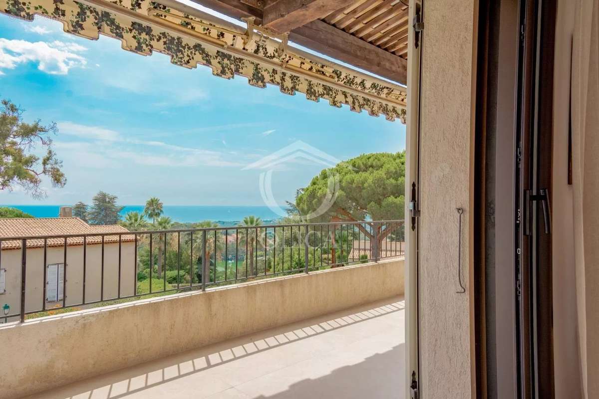 Appartement à VILLENEUVE-LOUBET