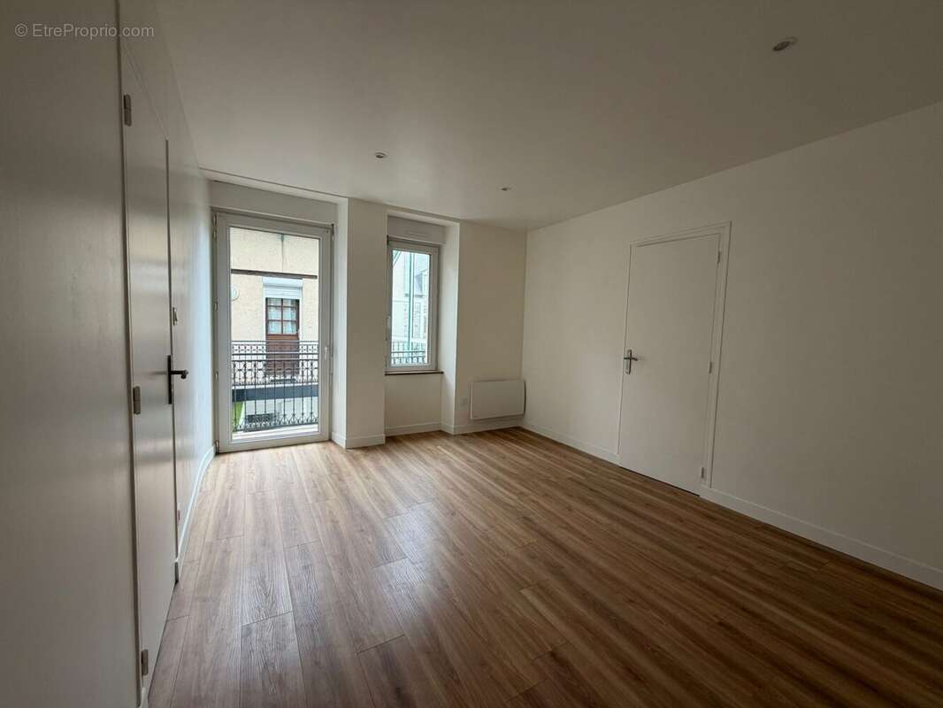 Appartement à JANZE