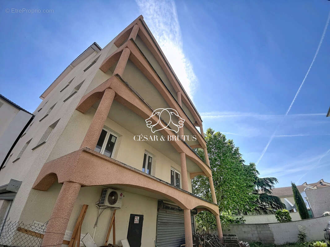 Appartement à LE PEAGE-DE-ROUSSILLON