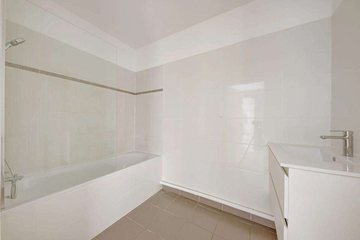 Appartement à SAINT-OUEN