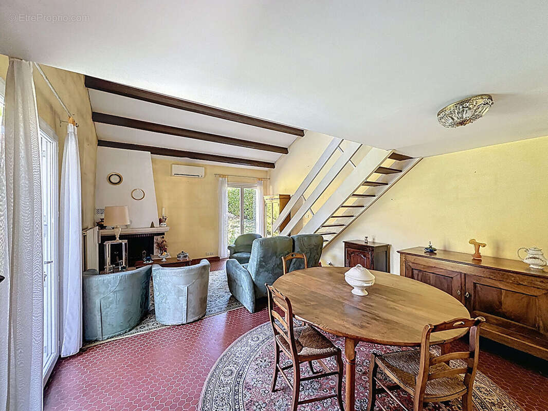 Maison à SAINT-ORENS-DE-GAMEVILLE